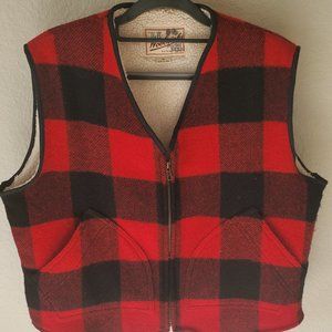 Woolrich "Rugged Outdoorwear" Men's Red Plaid Vest, Size M